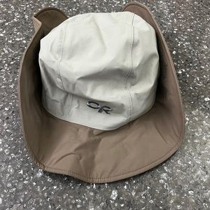 XL mens Outdoor Research hat with Gore-TEX